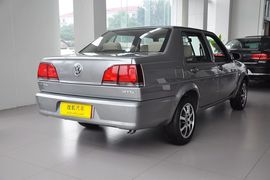 2012款大众捷达1.6L手动典藏版
