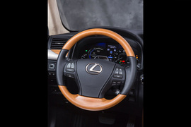 2013款雷克萨斯LS600h