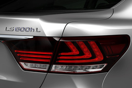 2013款雷克萨斯LS600h