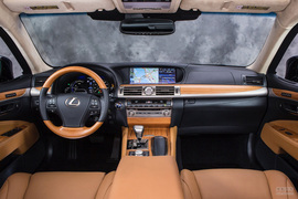 2013款雷克萨斯LS600h