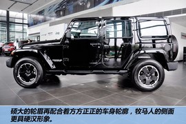 2012款Jeep牧马人3.6L梦十珍藏版到店实拍