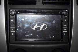 2009款现代途胜2.0GL两驱手动时尚型