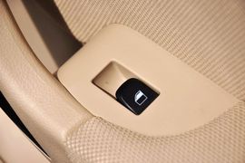 2012款中华V5