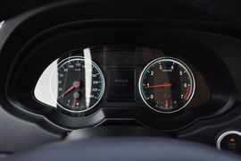 2012款中华V5