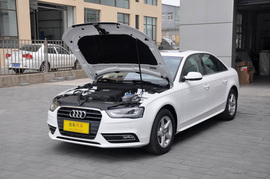 2013款一汽奥迪A4L