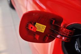 2012款现代劳恩斯酷派2.0T自动豪华版