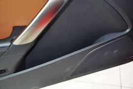 2012款现代劳恩斯酷派2.0T自动豪华版