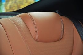 2012款现代劳恩斯酷派2.0T自动豪华版