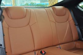 2012款现代劳恩斯酷派2.0T自动豪华版