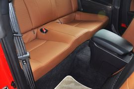 2012款现代劳恩斯酷派2.0T自动豪华版