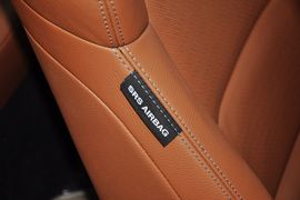 2012款现代劳恩斯酷派2.0T自动豪华版