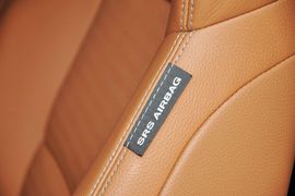 2012款现代劳恩斯酷派2.0T自动豪华版