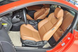 2012款现代劳恩斯酷派2.0T自动豪华版