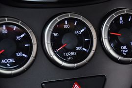 2012款现代劳恩斯酷派2.0T自动豪华版