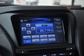 2012款现代劳恩斯酷派2.0T自动豪华版