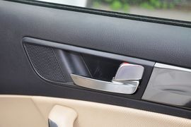 2012款中华V5