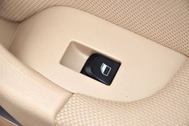 2012款中华V5