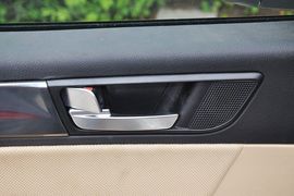 2012款中华V5