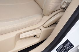 2012款中华V5