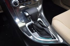 2012款中华V5