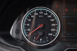 2012款中华V5