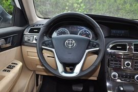 2012款中华V5