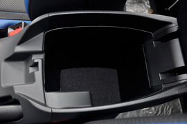 2012款现代飞思Veloster