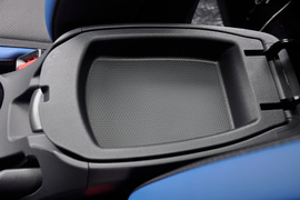 2012款现代飞思Veloster
