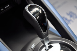 2012款现代飞思Veloster