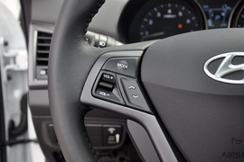 2012款现代飞思Veloster