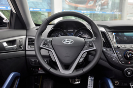 2012款现代飞思Veloster