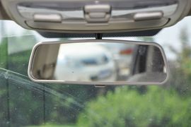 2012款陆风X8