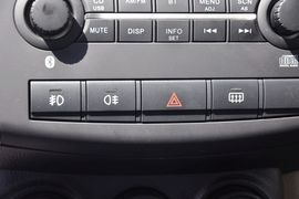 2012款陆风X8