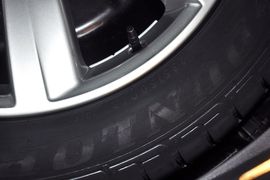 2012款大众辉腾3.0L行政型