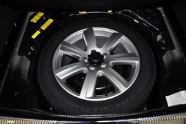 2012款大众辉腾3.0L行政型