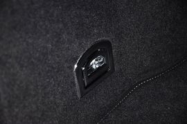 2012款大众辉腾3.0L行政型