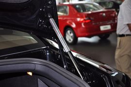 2012款大众辉腾3.0L行政型