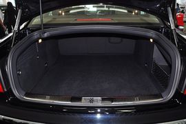 2012款大众辉腾3.0L行政型