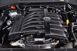 2012款大众辉腾3.0L行政型