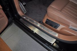 2012款大众辉腾3.0L行政型