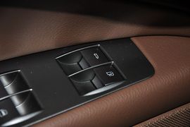 2012款大众辉腾3.0L行政型