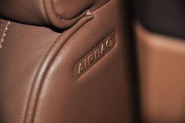 2012款大众辉腾3.0L行政型