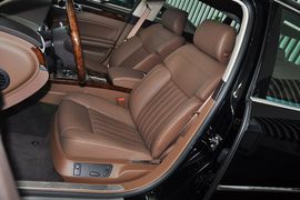 2012款大众辉腾3.0L行政型