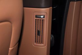 2012款大众辉腾3.0L行政型