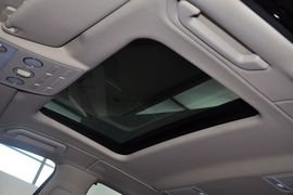 2012款大众辉腾3.0L行政型