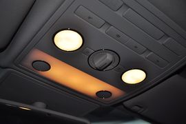 2012款大众辉腾3.0L行政型