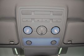 2012款大众辉腾3.0L行政型