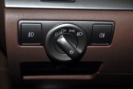 2012款大众辉腾3.0L行政型