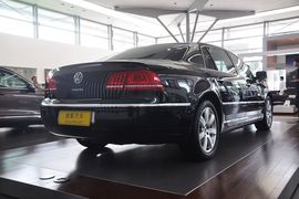 2012款大众辉腾3.0L行政型