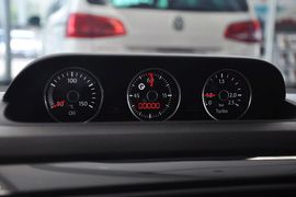 2013款大众甲壳虫1.4TSI